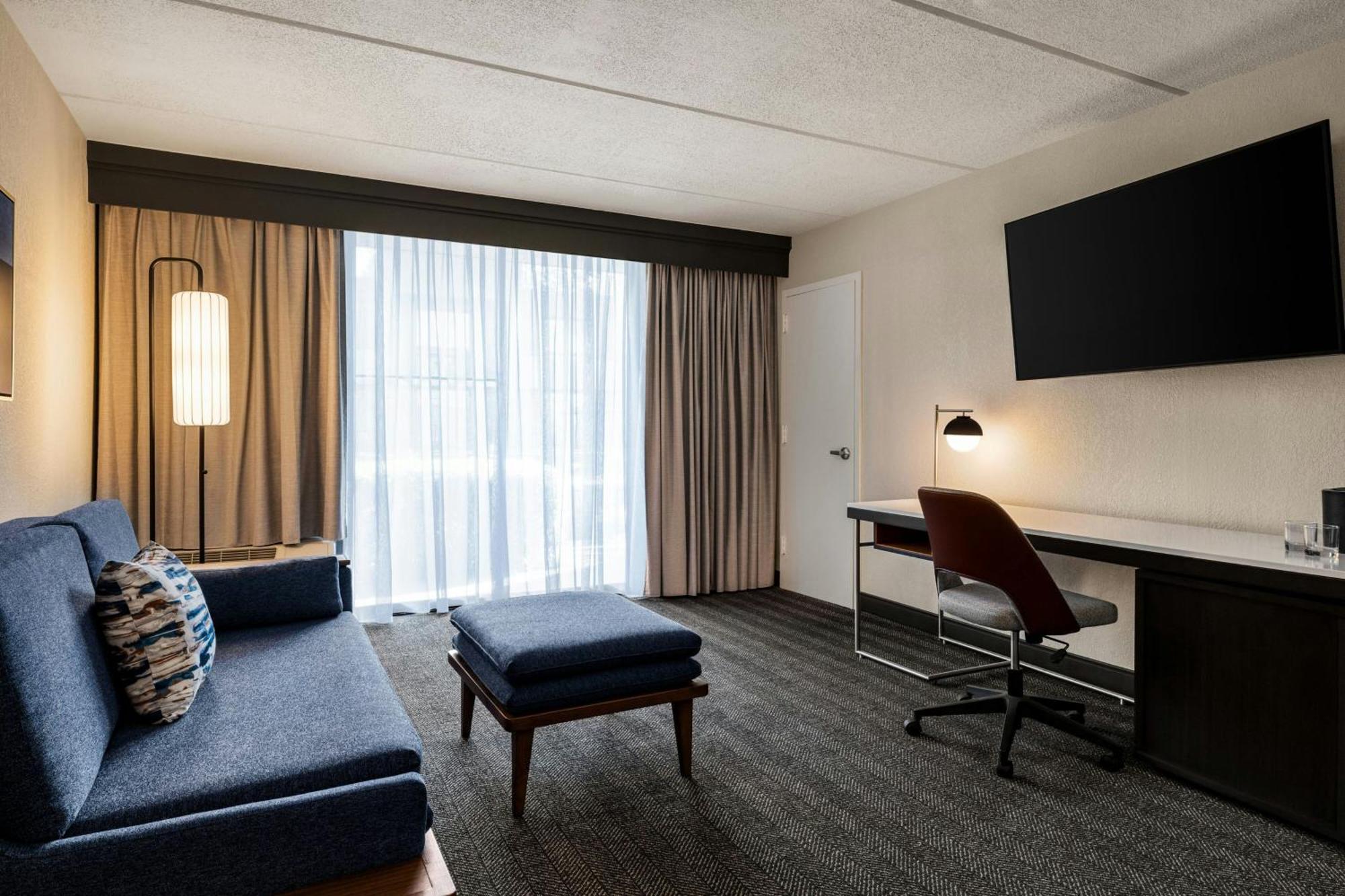 Courtyard Atlanta Northlake Такер Екстер'єр фото