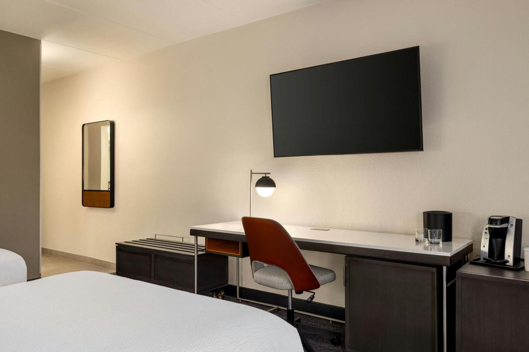 Courtyard Atlanta Northlake Такер Екстер'єр фото