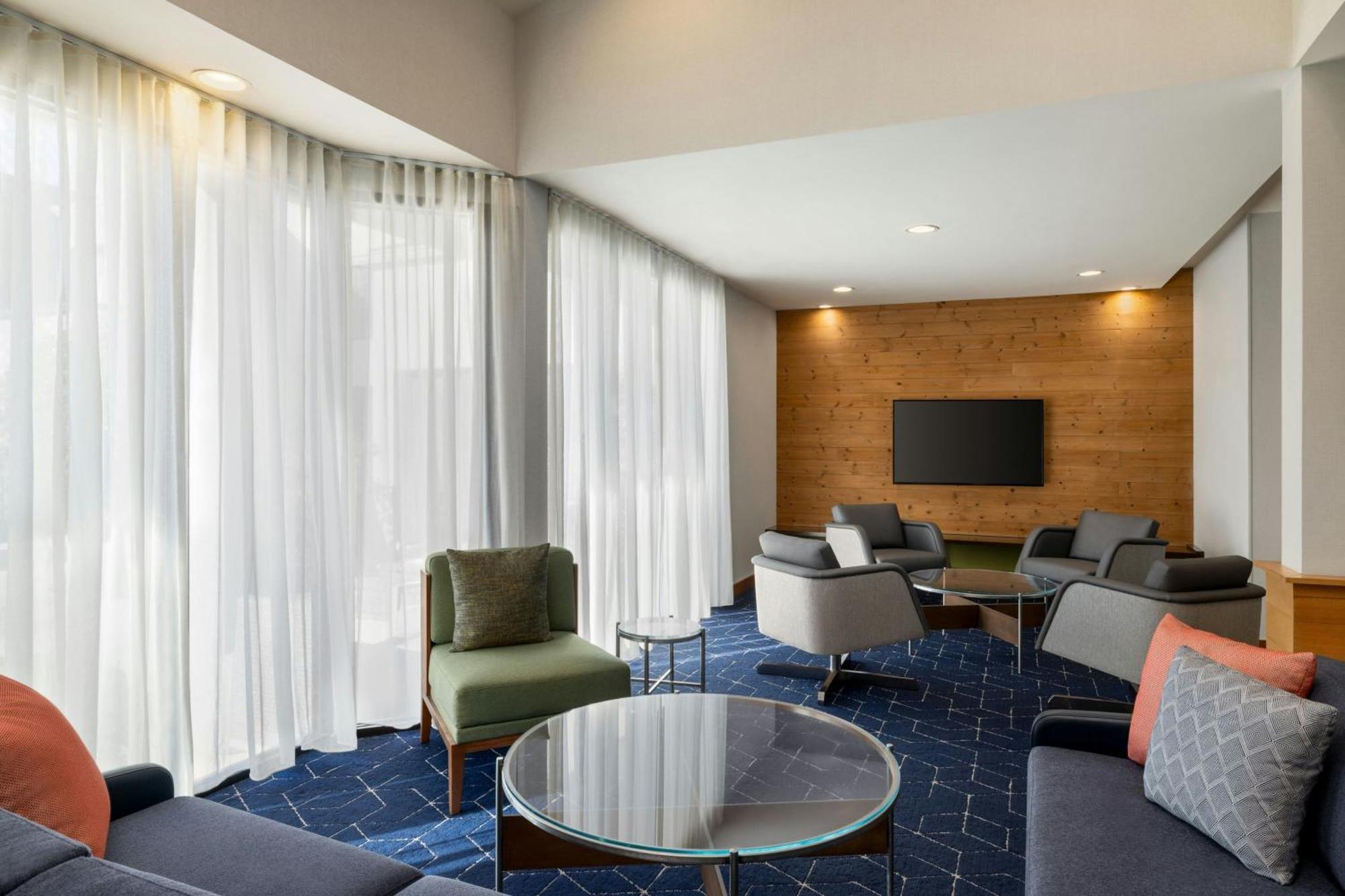 Courtyard Atlanta Northlake Такер Екстер'єр фото